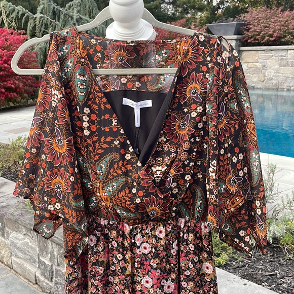 BCBGeneration Maxi Dress Size Small🍁 - Picture 4 of 7